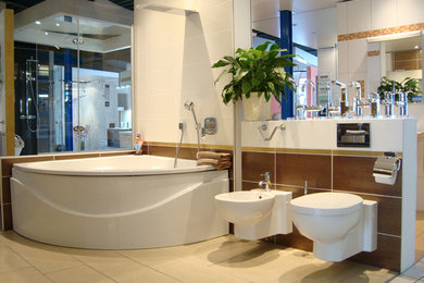 Bathroom photo in Dortmund