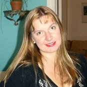 Ariane Hoy's photo