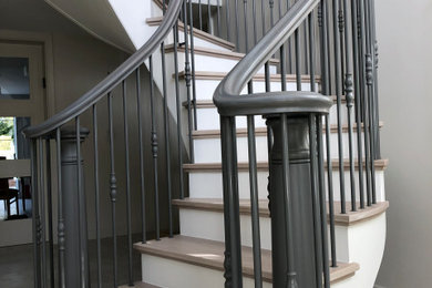 This is an example of a contemporary staircase in Hertfordshire.