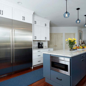 Allentown PA- Transitional- White Kitchen with Contrasting Island