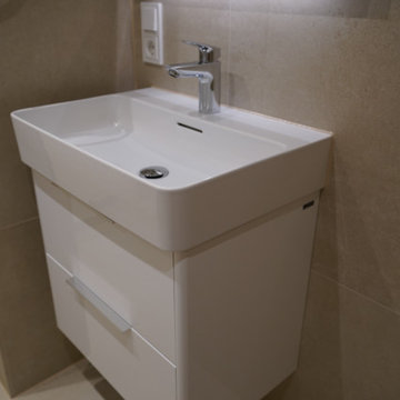 Aus einem Badezimmer wird ein Duschbad in München Bogenhausen