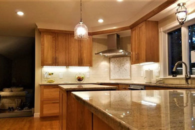 Example of a classic kitchen design in Boston