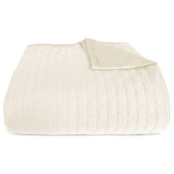 BedVoyage 100% Rayon Viscose Bamboo Quilted Coverlet, Ivory, King/Cal King