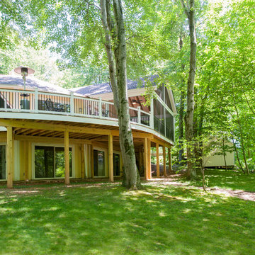Curved Deck and Screen Porch Darnestown, Maryland
