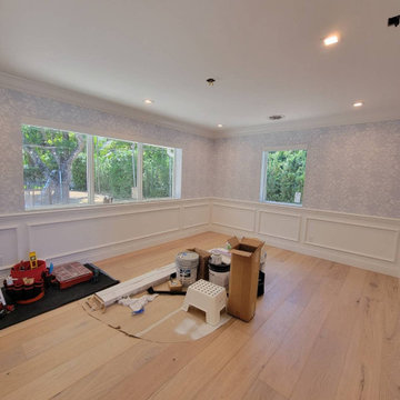 Wallpaper installation Living Room in San Marcos