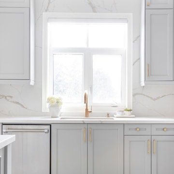 A modern Kitchen With a Traditional Touch