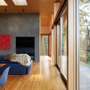 PUGET SOUND HIDEAWAY