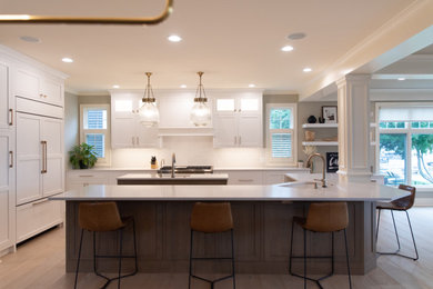 Kitchen - transitional kitchen idea in Grand Rapids