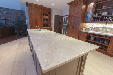 Inspiration for a contemporary kitchen remodel in Montreal
