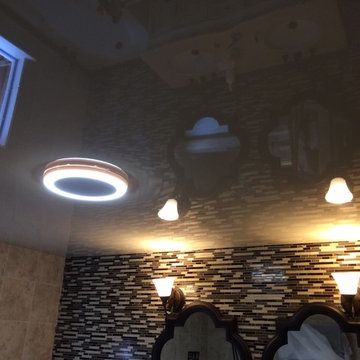 Stretch ceiling in the bathroom