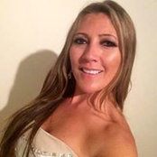 Simone Ikedas foto