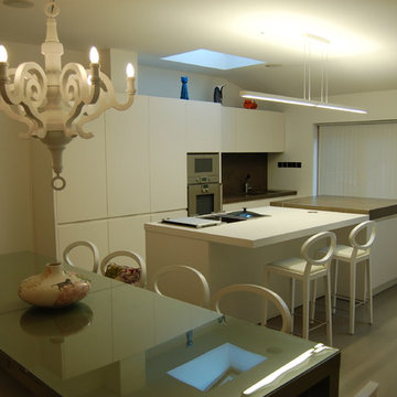 Modern White Kitchen & Dining Area