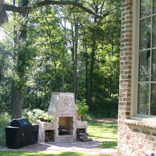 Outdoor fireplace