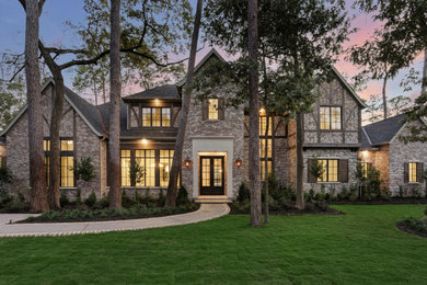 Elegant home design photo in Houston