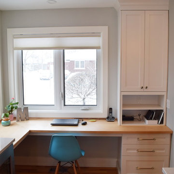 Transitional Kitchen in Ottawa, Ontario