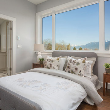 Cheerful Hastings-Sunrise Renovation
