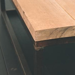 Coffee tables and hall tables - Furniture