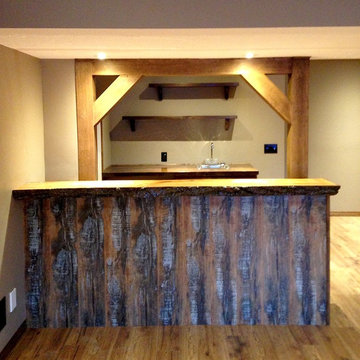 Rustic Royal Oak Basement