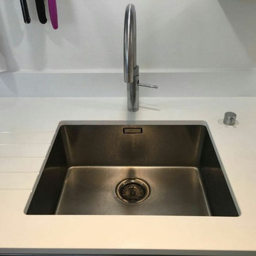 Borough Market - Matt Taupe Concrete German Kitchen