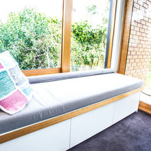 storage / bench seat indoor