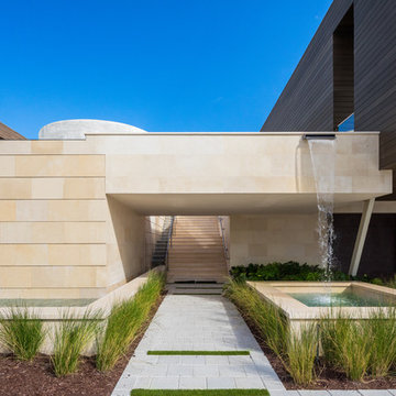 609 South Beach- Entryway waterfall