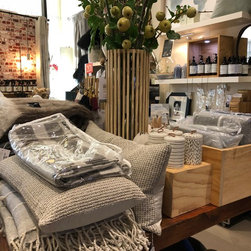 Room By Room Store - Accessories and Decor