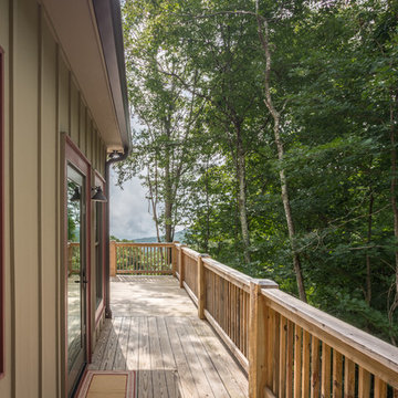 Rustic Retreat in Lost Creek