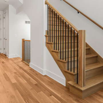 End Unit - Transitional Modern Luxury Rowhome Heritage Place Naperville, IL