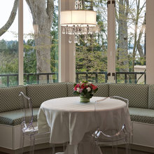 breakfast room