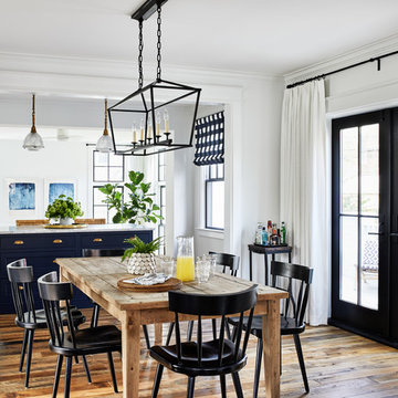 Urban Lake Bungalow in the Heart of Rosemont