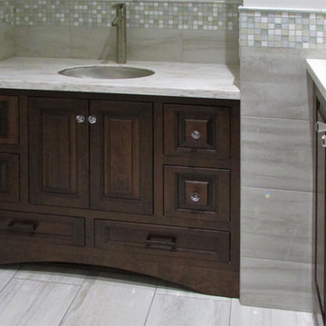 Bathroom designs by Kitchen Express II, LLC