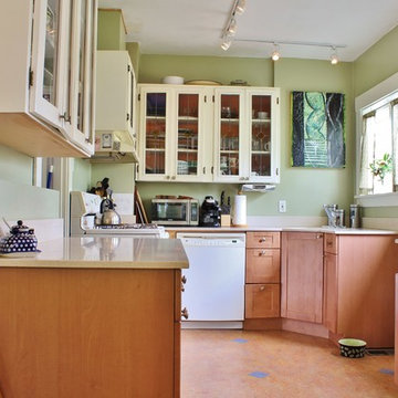 Small Craftsman with a Big Artistic Bang