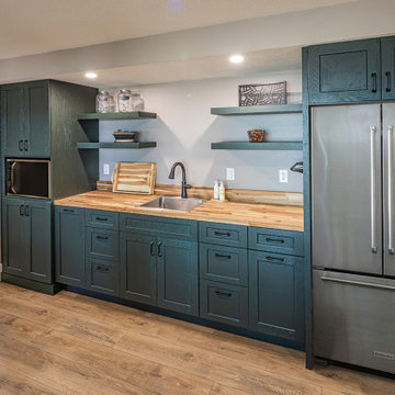 Serene Lakeside Elegance: A Tour of Shorewood's Dream Retreat