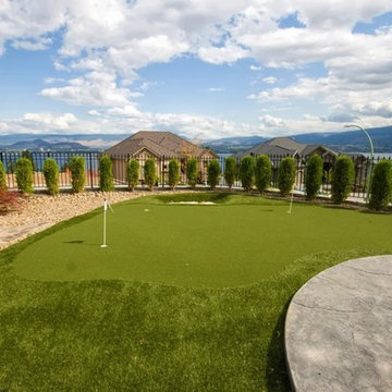 Golf and Putting Greens with Artificial Grass