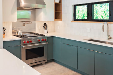 Example of a trendy kitchen design in Miami