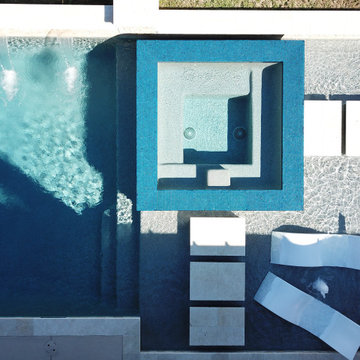Swimming Pools & Out dooor Living