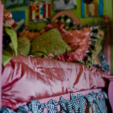 Tween Room - Pink, Black & White