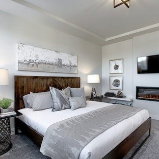 75+ Industrial Schlafzimmer mit verputzter Kaminumrandung Ideen