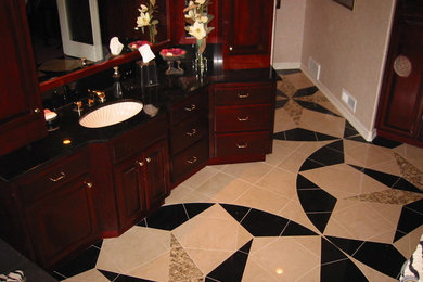 Bathroom - traditional bathroom idea in Portland