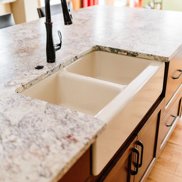 White Apron Front Sink with White Persia Suede Granite
