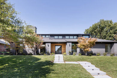 Transitional exterior home idea in Dallas