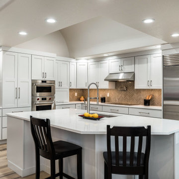 MacLean Kitchen and Floors