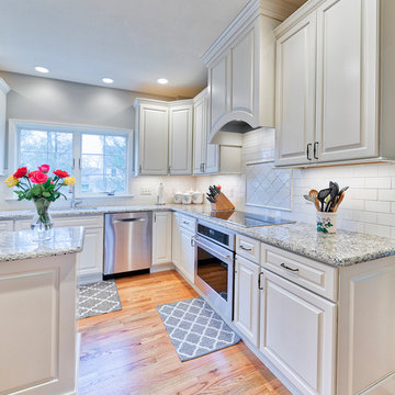 Welcoming White Kitchen