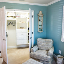 closet and dressing room