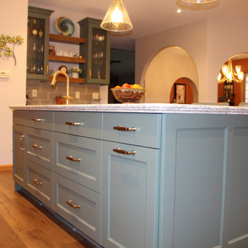 Stunning Kitchen Remodel Done in a Two-Tone Color