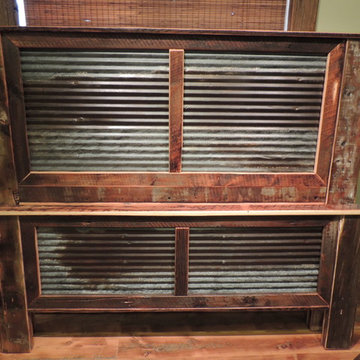 TIN BED * RECLAIMED BARNWOOD
