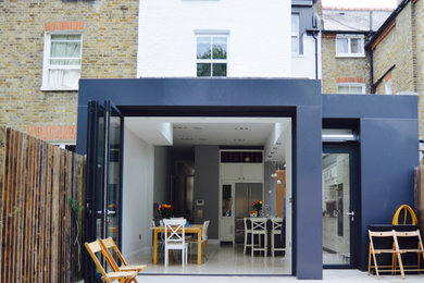 This is an example of a contemporary house exterior in Hertfordshire.