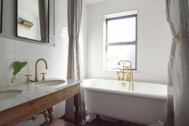 Bathroom - eclectic bathroom idea in New York