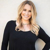 Nina Weaver's photo