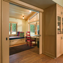 Den/ 2nd bedroom